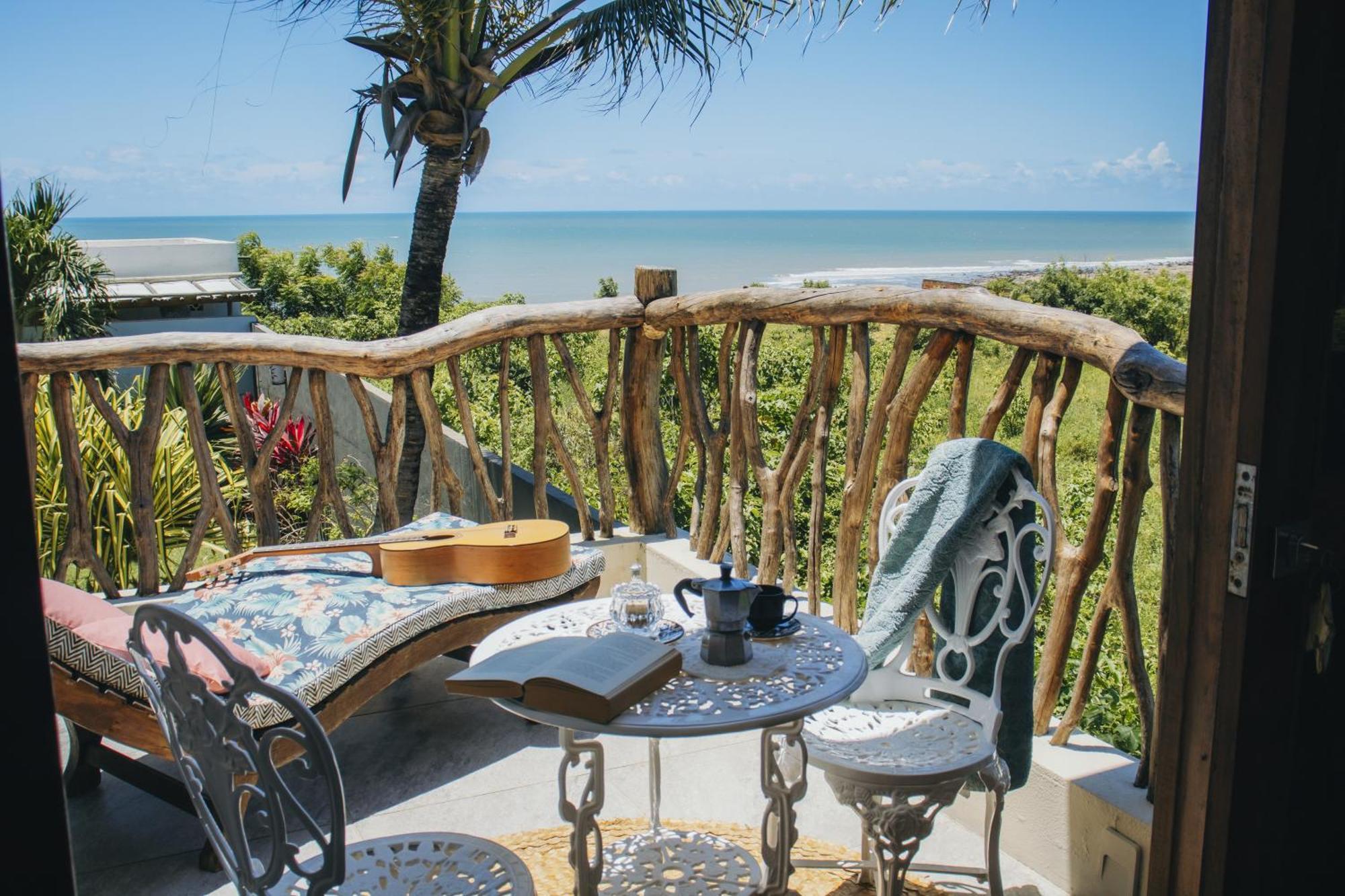 Dolce Vita Guest House Lagoinha  Exterior photo
